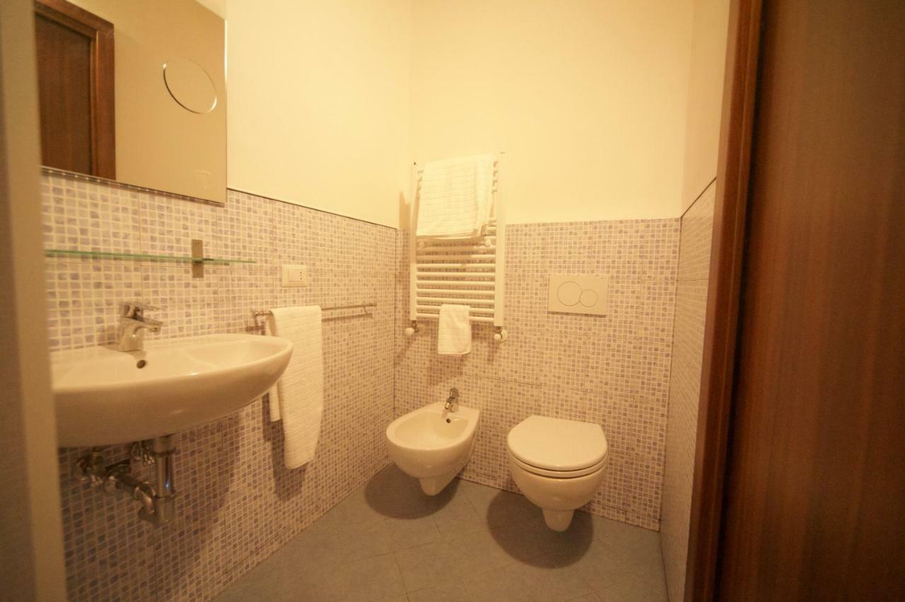 Al Vecchio Convento Mare E Monti Bed & Breakfast Ortonovo Exterior photo